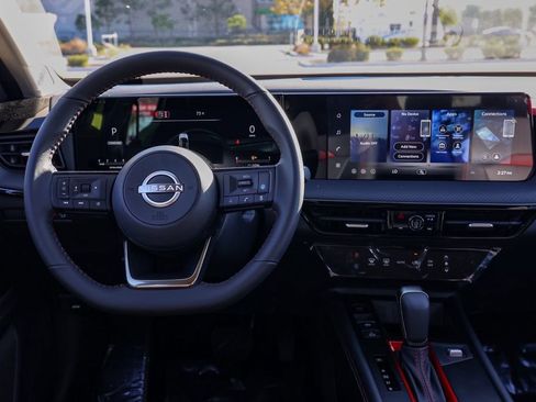 New 2026 Nissan Kicks SR image 22