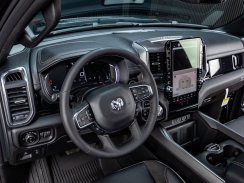 Used 2026 RAM 1500 Laramie w/ Night Edition image 17