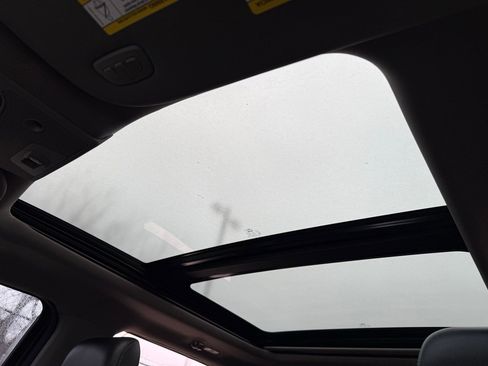 Used 2016 Ford F150 Lariat w/ Equipment Group 502A Luxury image 18