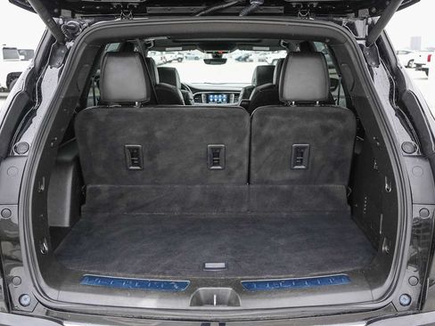Used 2023 Buick Enclave Avenir w/ Avenir Technology Package FWD image 26