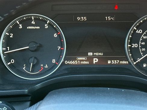 Used 2024 Mitsubishi Outlander FWD image 37