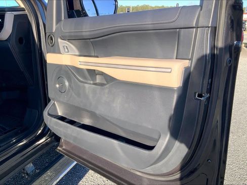 Certified 2024 Ford Expedition Max Limited image 22