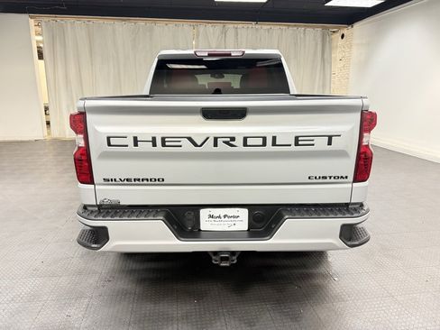 Used 2022 Chevrolet Silverado 1500 Custom w/ LPO, Dark Essentials Package image 4