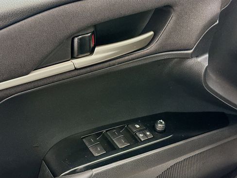 Used 2025 Toyota Camry LE image 15