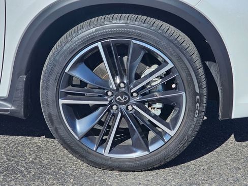 Used 2023 INFINITI QX50 Sport AWD/4WD image 9