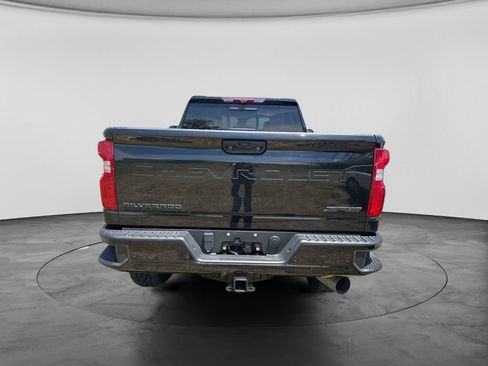 Used 2024 Chevrolet Silverado 2500 ZR2 w/ Technology Package AWD/4WD image 16