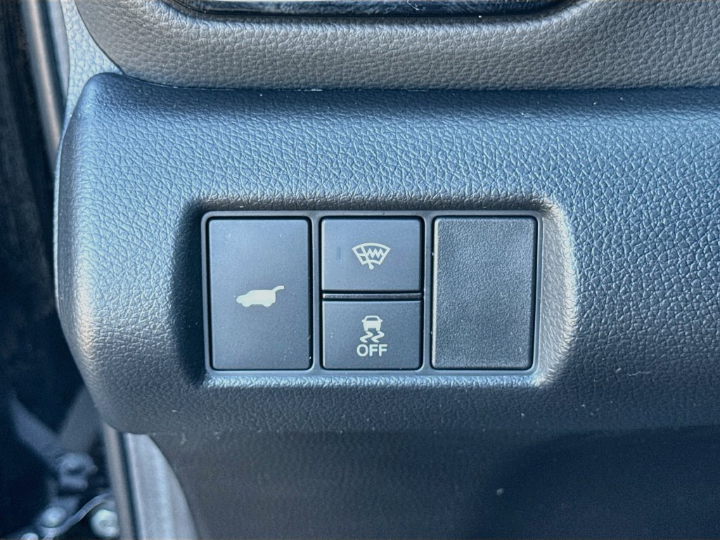 Used 2025 Honda Pilot TrailSport image 17