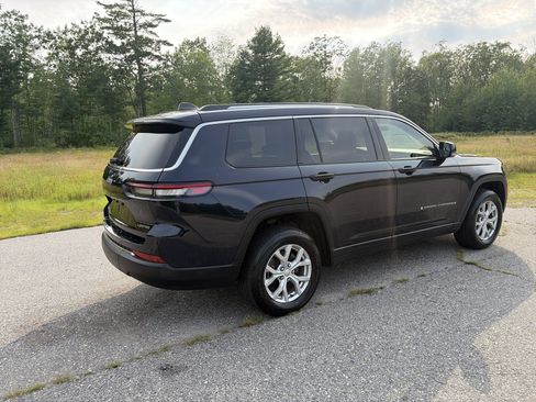 Used 2023 Jeep Grand Cherokee L Limited w/ Luxury Tech Group II AWD/4WD image 5