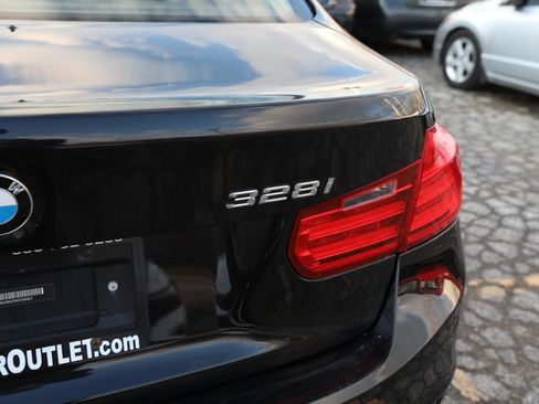 Used 2014 BMW 328i xDrive Sedan AWD/4WD image 8