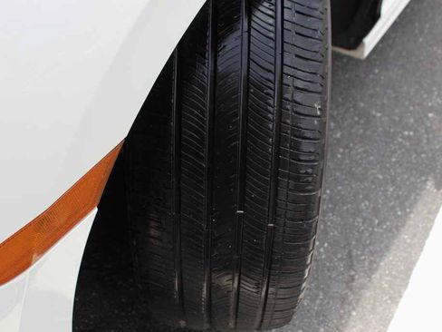 Used 2018 Honda Odyssey Elite image 36