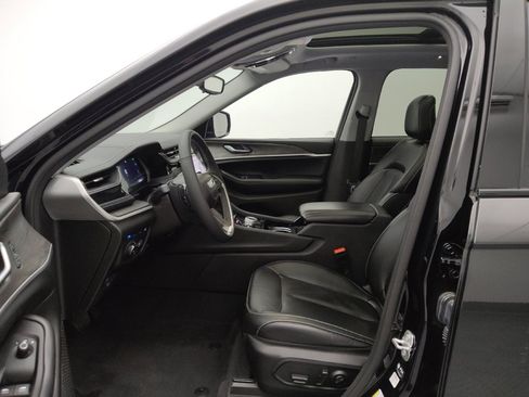 Used 2022 Jeep Grand Cherokee Limited 4xe AWD/4WD image 17