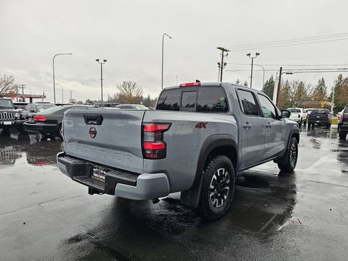 Used 2022 Nissan Frontier PRO-4X image 5