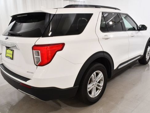 Used 2024 Ford Explorer XLT w/ Equipment Group 202A AWD/4WD image 11