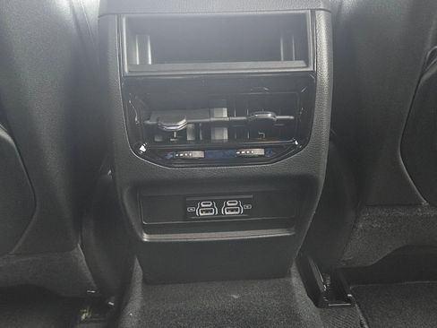 New 2025 Jeep Grand Cherokee Laredo image 24