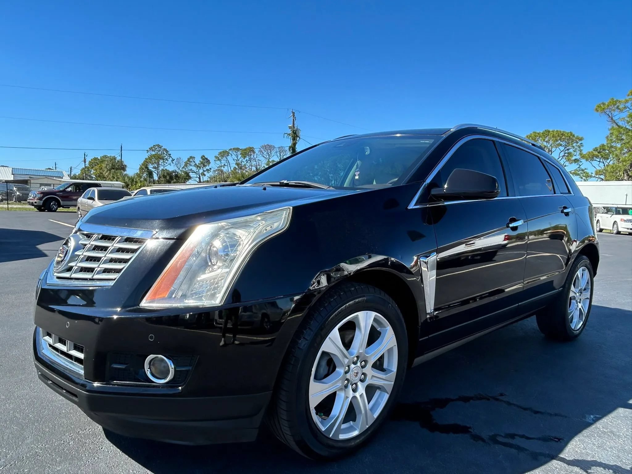 Used 2015 Cadillac SRX Performance w/ Driver Awareness Package FWD image 4