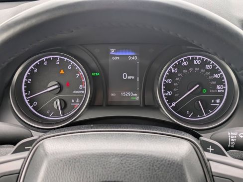 Used 2024 Toyota Camry SE image 27