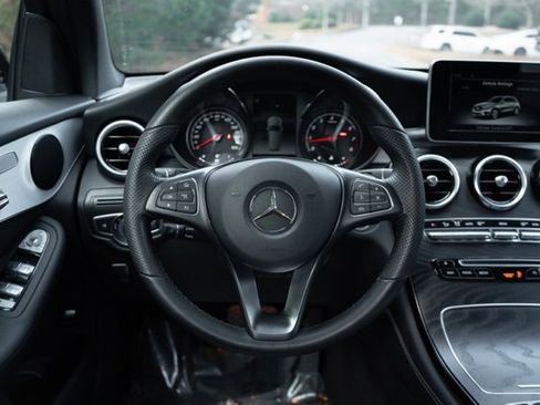 Used 2019 Mercedes-Benz GLC 300 image 20
