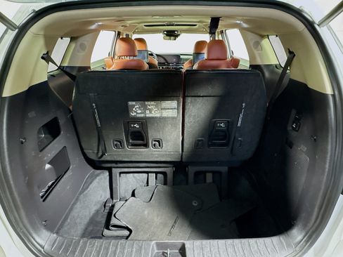 Used 2024 Kia Carnival SX Prestige FWD image 28