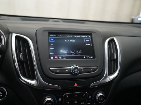 Used 2020 Chevrolet Equinox LT w/ Driver Convenience Package FWD image 6