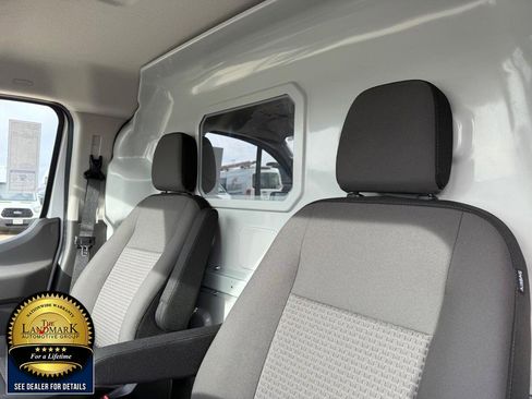 Used 2024 Ford Transit 150 Low Roof RWD image 9