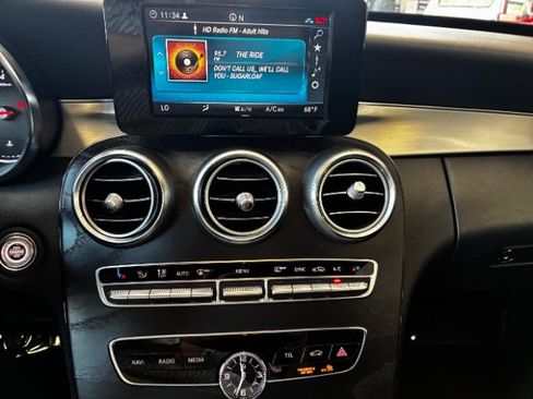 Used 2019 Mercedes-Benz C 300 4MATIC Sedan image 14