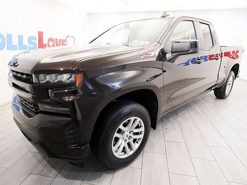 Used 2019 Chevrolet Silverado 1500 RST AWD/4WD image 1