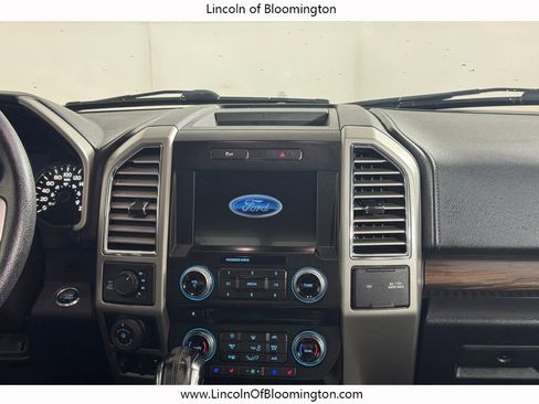 Used 2016 Ford F150 Lariat w/ Equipment Group 502A Luxury AWD/4WD image 23