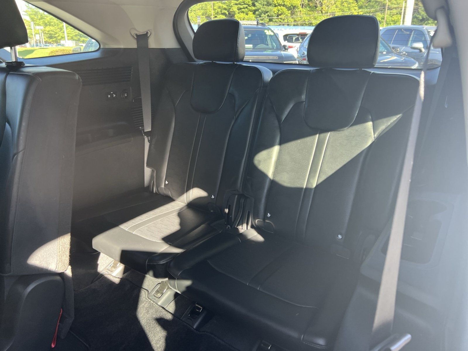 Used 2025 Kia Sorento S FWD image 25