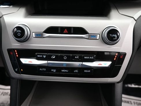 Used 2023 Ford Explorer XLT w/ Equipment Group 202A image 16