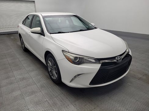 Used 2016 Toyota Camry SE image 13