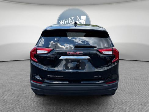 Used 2024 GMC Terrain SLE AWD/4WD image 5