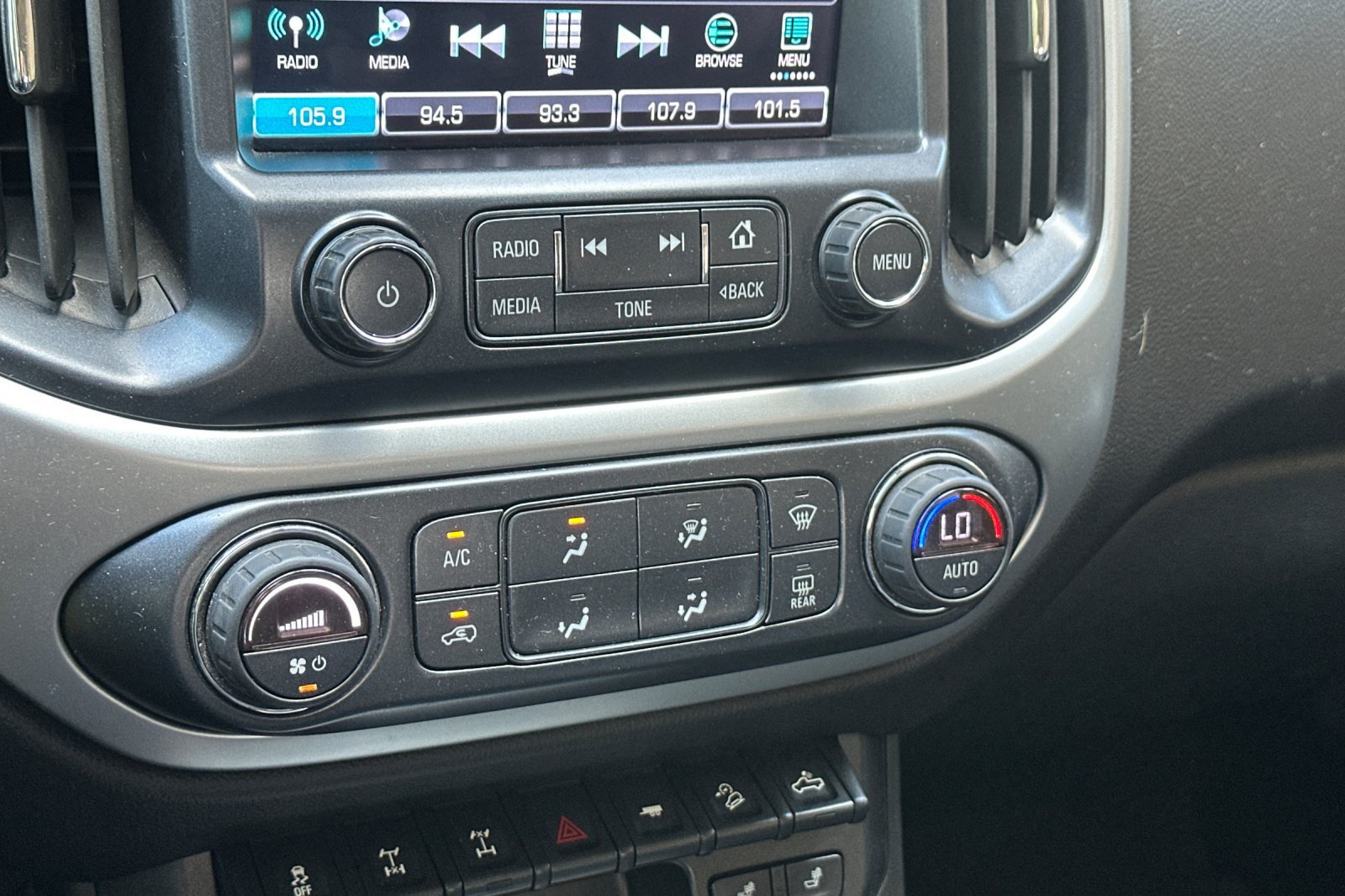 Used 2018 Chevrolet Colorado ZR2 AWD/4WD image 20