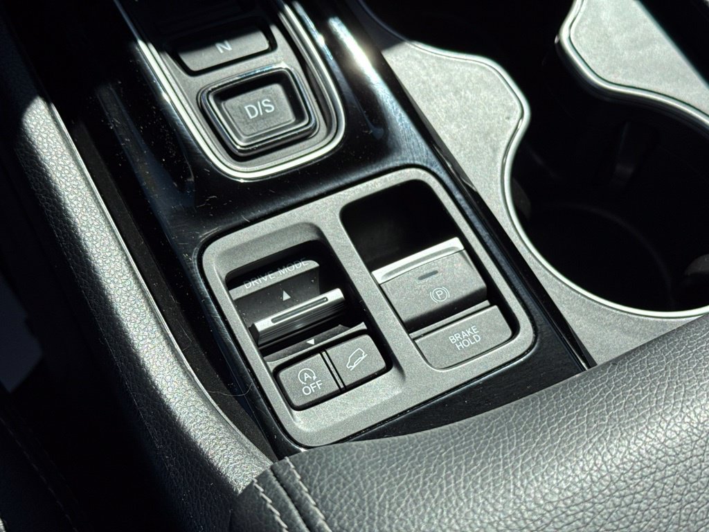 Used 2023 Honda Pilot Touring image 25