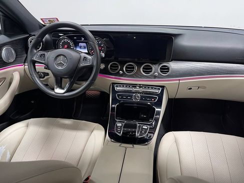 Certified 2017 Mercedes-Benz E 300 4MATIC image 29