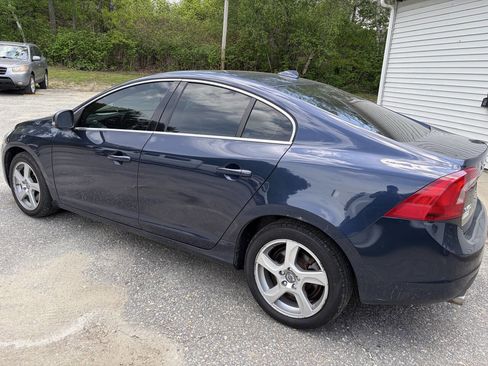 Used 2013 Volvo S60 T5 AWD/4WD image 4