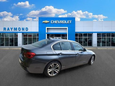 Used 2016 BMW 328i Sedan RWD image 2