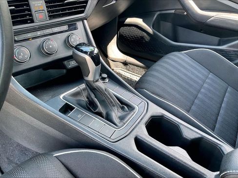 Used 2023 Volkswagen Jetta Sport FWD image 19