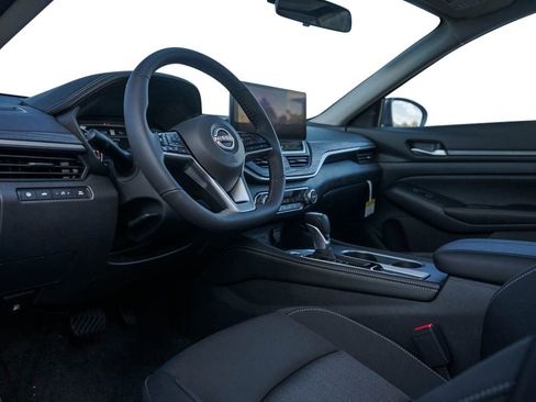 New 2025 Nissan Altima 2.5 SV w/ SV Premium Package image 10