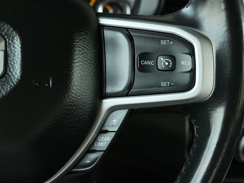 Used 2020 RAM 1500 Big Horn AWD/4WD image 27