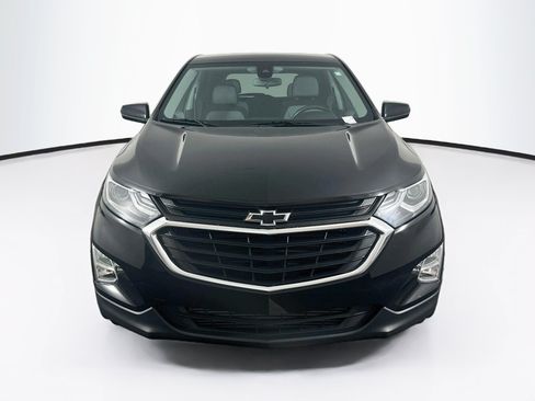Used 2020 Chevrolet Equinox LT FWD image 2
