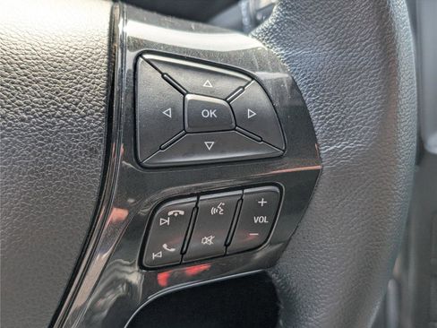 Used 2019 Ford Explorer XLT w/ Equipment Group 201A AWD/4WD image 26