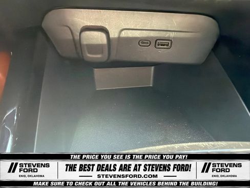 Used 2025 Chevrolet Trax LT FWD image 25