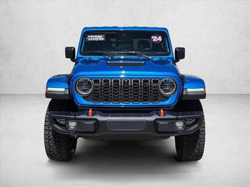 Used 2024 Jeep Gladiator Mojave AWD/4WD image 2