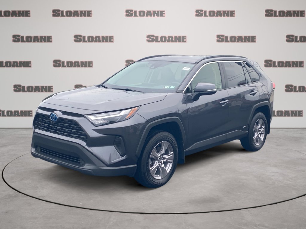 Used 2024 Toyota RAV4 XLE AWD/4WD image 1
