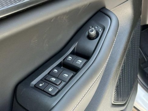 New 2026 Jeep Grand Cherokee Laredo AWD/4WD image 25