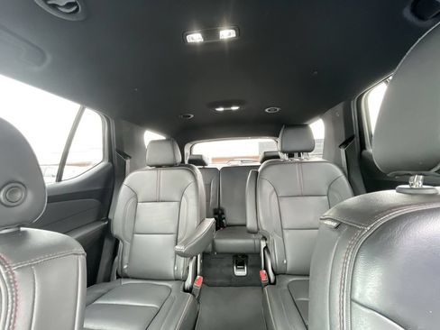 Certified 2023 Chevrolet Traverse RS FWD image 19