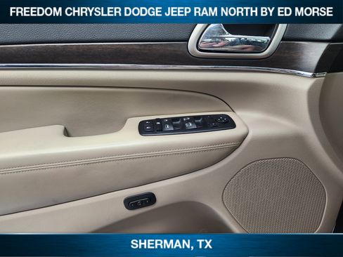 Used 2016 Jeep Grand Cherokee Limited image 19