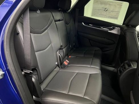 New 2026 Cadillac XT5 Premium Luxury w/ LPO, Floor Liner Package AWD/4WD image 18