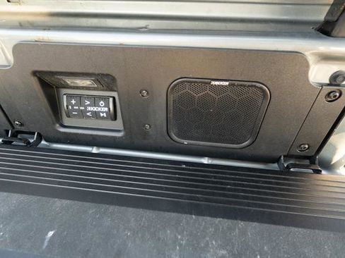 Used 2024 GMC Sierra 1500 AT4 w/ Technology Package image 13