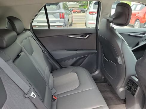 Used 2023 Kia Niro EX Touring FWD image 32